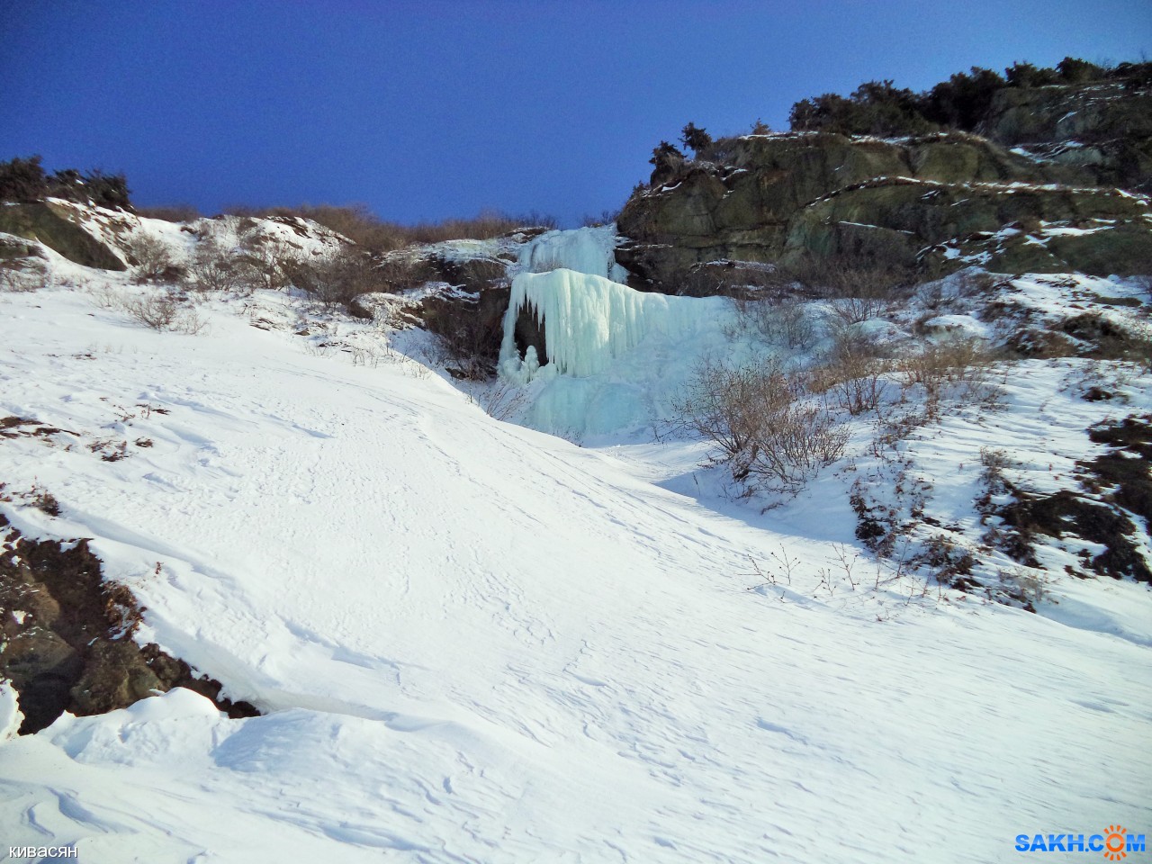 кивасян: замерзший водопад(считая от мыса &quot;Рогатый&quot;3
