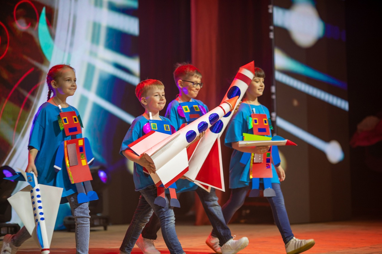 дворец детского (юношеского) творчества город выборг фото дети. дворец юношеского творчества южно-сахалинск. центр творчества южно сахалинск. ддют южно-сахалинск официальный сайт. сахалин 2022.