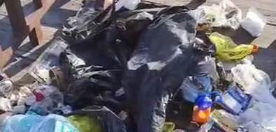 Туристы оставляют горы мусора на Кунашире