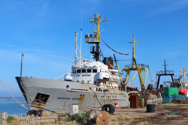 КАПИТАН  ЛАПКИН.  (бывший ГЛАДИОЛУС,  IMO 8842595,  MMSI 273869000).
Фотограф: 7388PetVladVik

Просмотров: 3250
Комментариев: 0