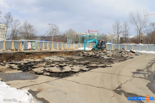 У театра Чехова 12.04.12 г.
Фотограф: Антон
Стройка будущего фонтана у траматического театра им.Чехова. 12.04.2012 год.

Просмотров: 4185
Комментариев: 0