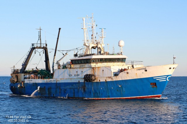 ЛАВИННЫЙ.   ( Бывший  БУХТА АНДРЕЕВА,  АЛТЫН,  COTE DELA VIERGE).     (IMO  8808575,  MMSI  273827000,  CS UCZH).  Татарский пролив.
Фотограф: 7388PetVladVik

Просмотров: 1076
Комментариев: 0