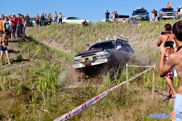 Внедорожник 2012
Фотограф: фотохроник

Просмотров: 774
Комментариев: 0