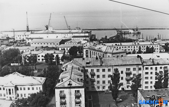 Невельск (1983 г, центр города).
Фотограф: 7388PetVladVik

Просмотров: 5070
Комментариев: 0