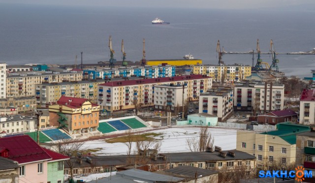 Холмск 2019
Город становится все краше, а порт все хуже и хуже.
Просмотров: 2364
Комментариев: 0