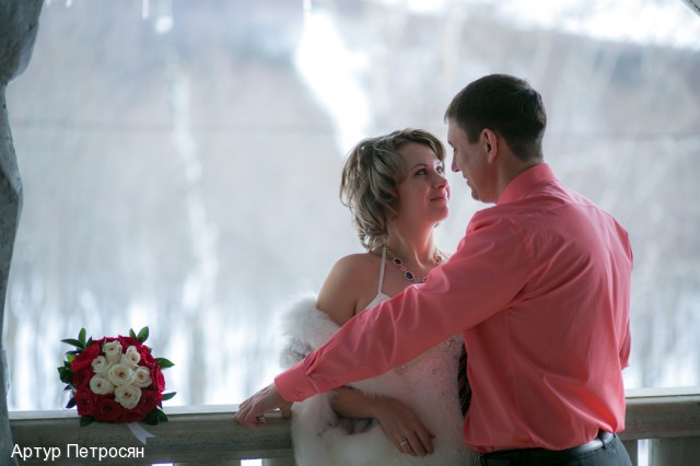 Wedding 2014
Фотограф: Артур Петросян

Просмотров: 1128
Комментариев: 0