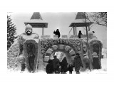 1987 год Январь Снежный городок Присылайте фото Istor_Uglegorska@mail.ru

Просмотров: 1044
Комментариев: 