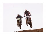 Название: Мотокросс 18
Фотоальбом: Мотокросс 2010/Корсаков
Категория: Спорт
Фотограф: Photohunter

Время съемки/редактирования: 2010:05:10 20:46:29
Фотокамера: Canon - Canon EOS 50D
Диафрагма: f/6.3
Выдержка: 1/500
Фокусное расстояние: 135/1
Светочуствительность: 500

Описание: Корсаков 9.05.2010

Просмотров: 1436
Комментариев: 0