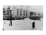 Невельск  (1984 год, на снимке Школьная 79А, слева магазин №34,  вид со стороны двора Советская 21).