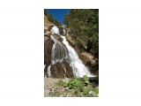 р.Угледарка, нижний водопад
Фотограф: VictorV
Высота видимой части - 21 метр

Просмотров: 1816
Комментариев: 2